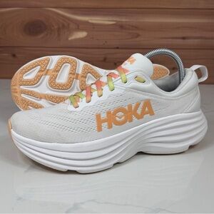 HOKA Bondi 8 Sneakers